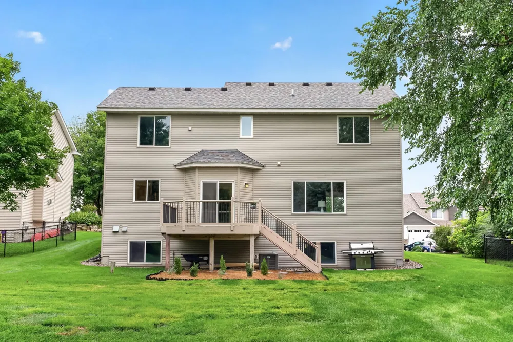 1954 Ormond Drive Shakopee, MN 55379