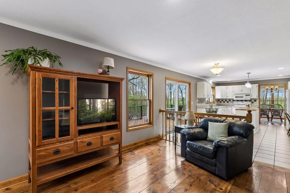 1745 1st Avenue SE New Prague, MN 56071