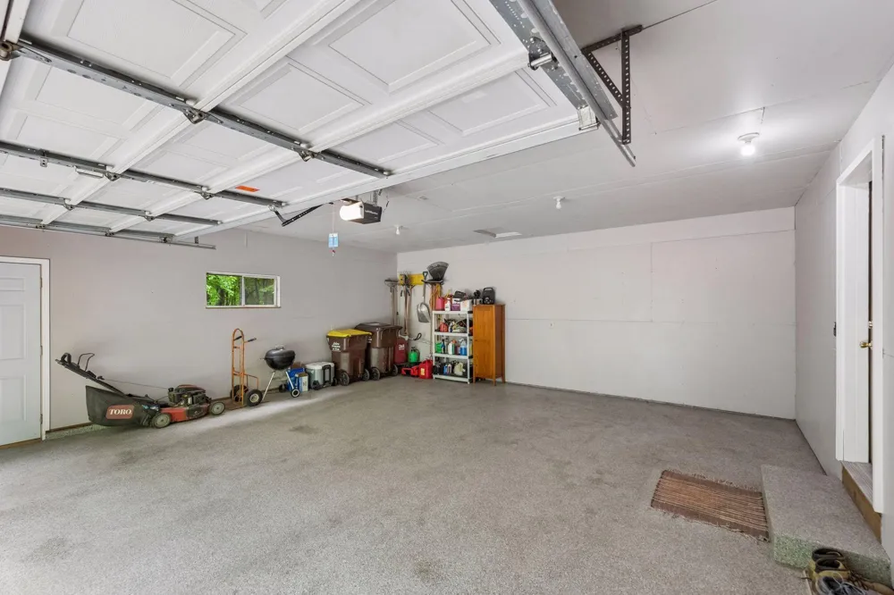 1745 1st Avenue SE New Prague, MN 56071