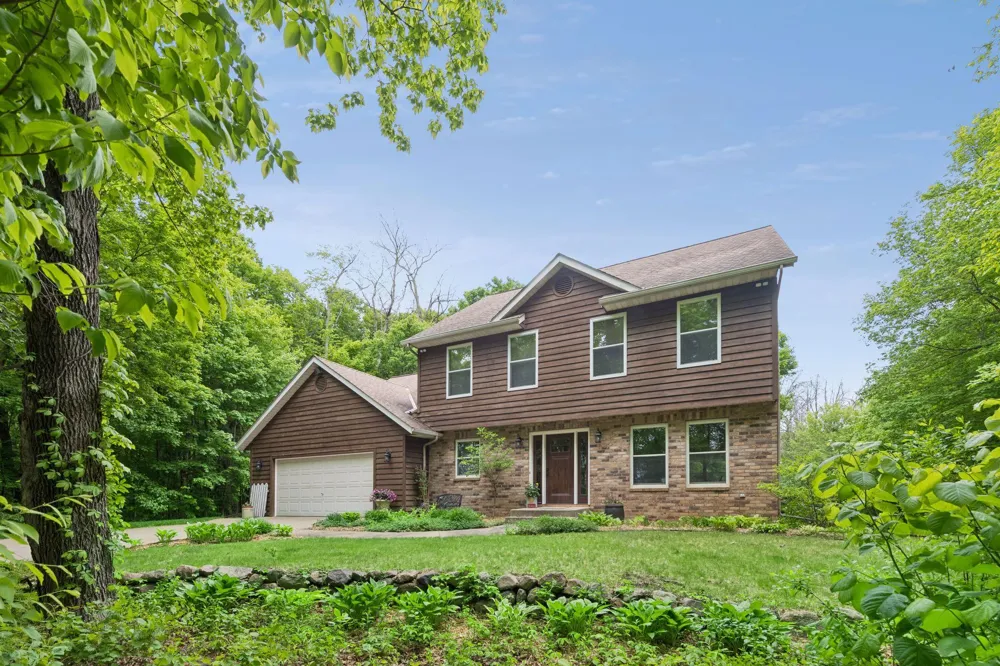 1745 1st Avenue SE New Prague, MN 56071