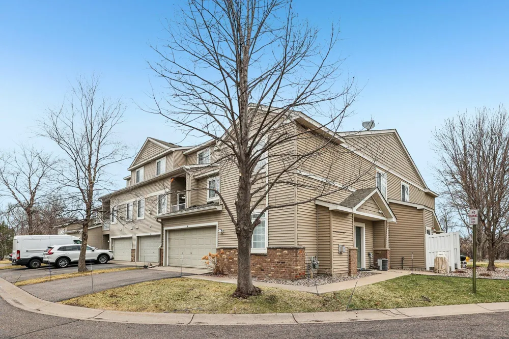 4980 Garland Court #G Plymouth, MN 55446