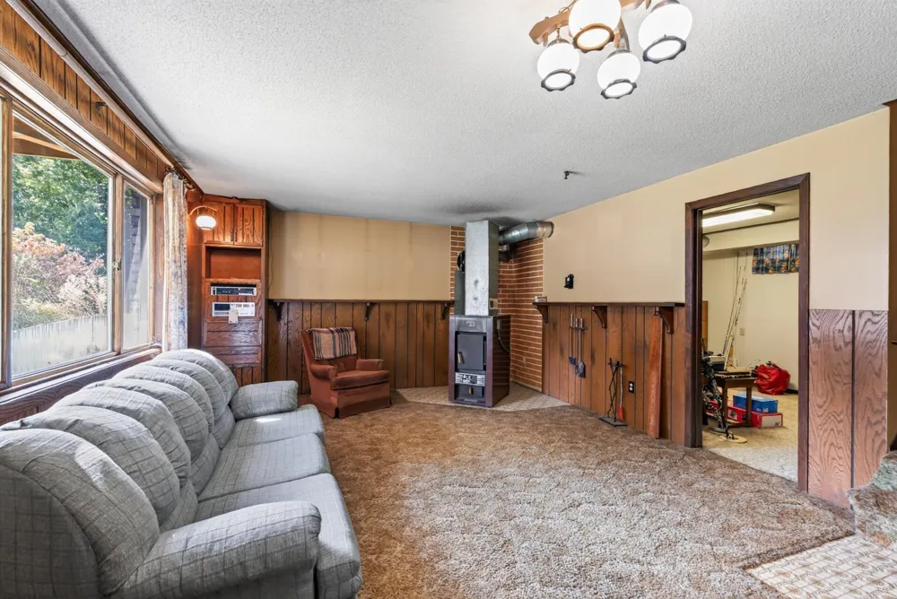 4731 287th Court NW Isanti, MN 55040