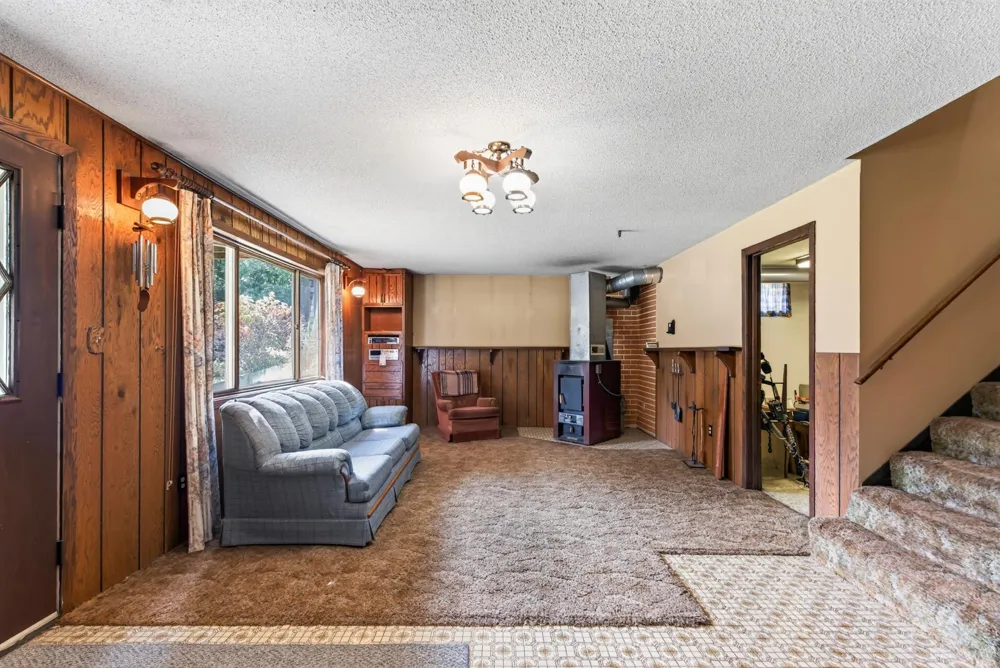 4731 287th Court NW Isanti, MN 55040
