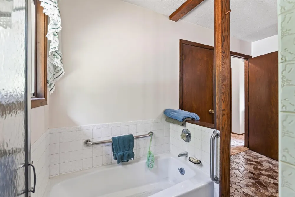 4731 287th Court NW Isanti, MN 55040