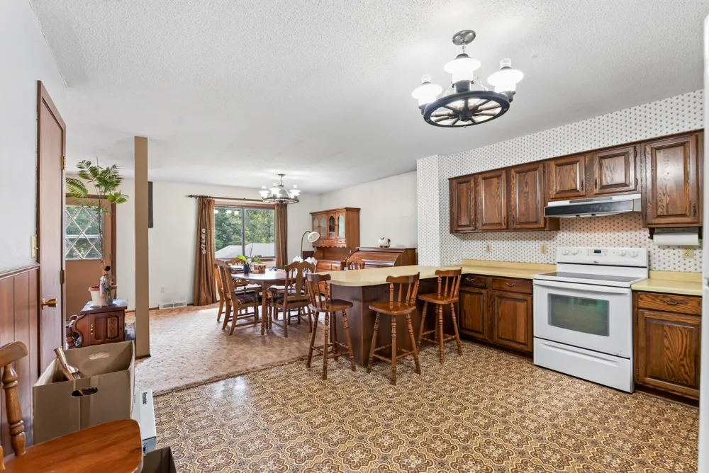 4731 287th Court NW Isanti, MN 55040