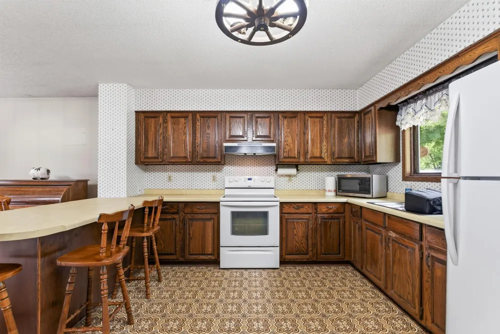 4731 287th Court NW Isanti, MN 55040