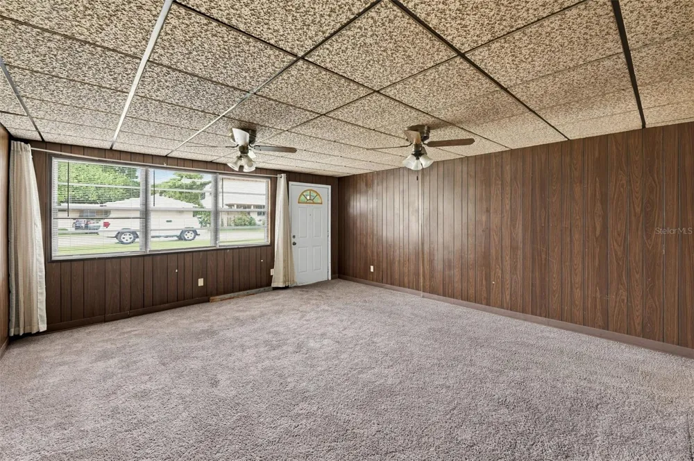 3913 W CASS STREET Tampa, FL 33609