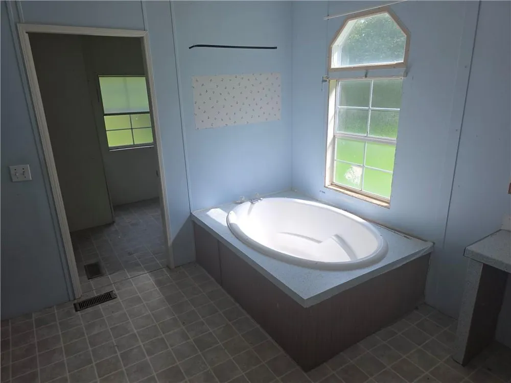 131 Whispering Oaks Lane Jasper, GA 30143