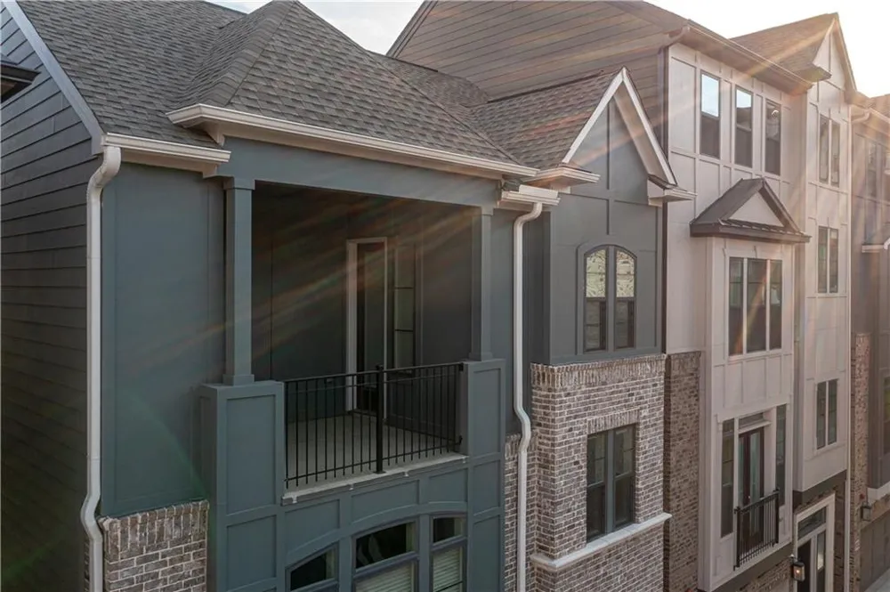 529 Broadview Place Atlanta, GA 30324