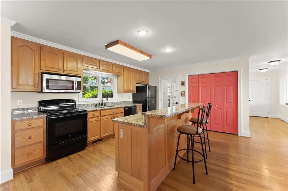 1015 Eagle Ridge Road Dawsonville, GA 30534