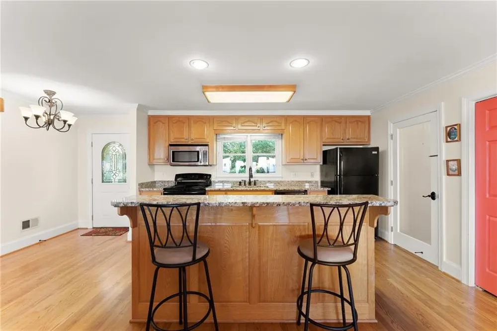 1015 Eagle Ridge Road Dawsonville, GA 30534