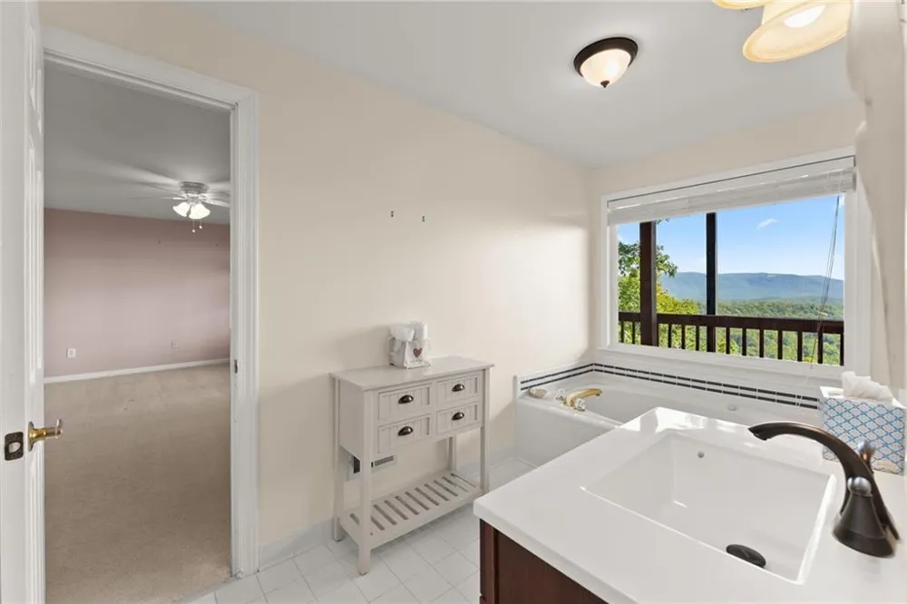 1015 Eagle Ridge Road Dawsonville, GA 30534