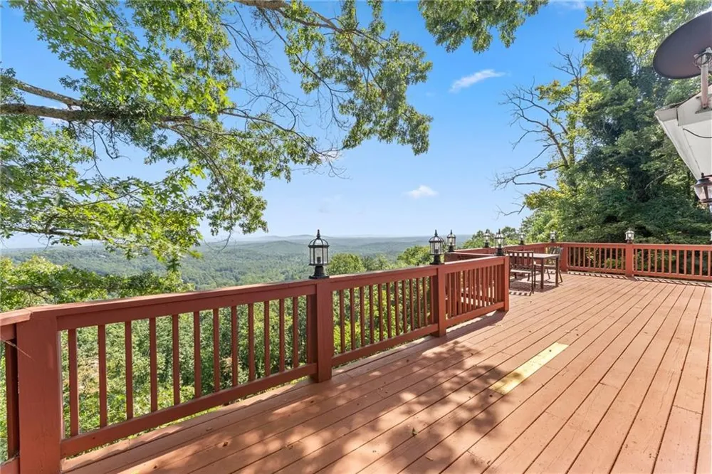 1015 Eagle Ridge Road Dawsonville, GA 30534