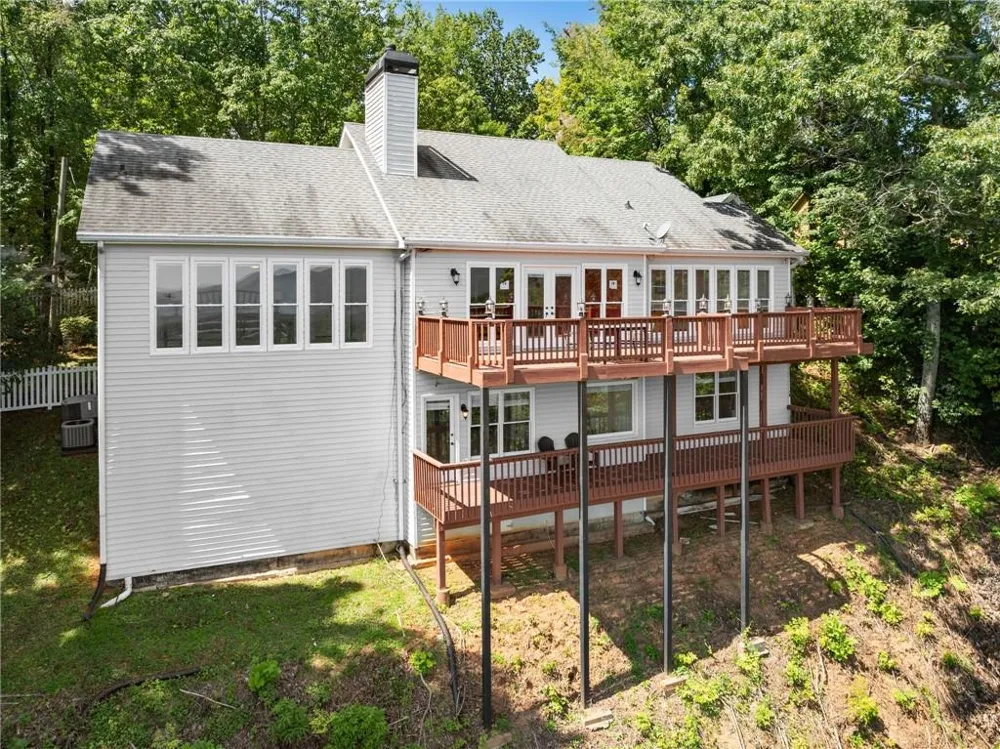 1015 Eagle Ridge Road Dawsonville, GA 30534