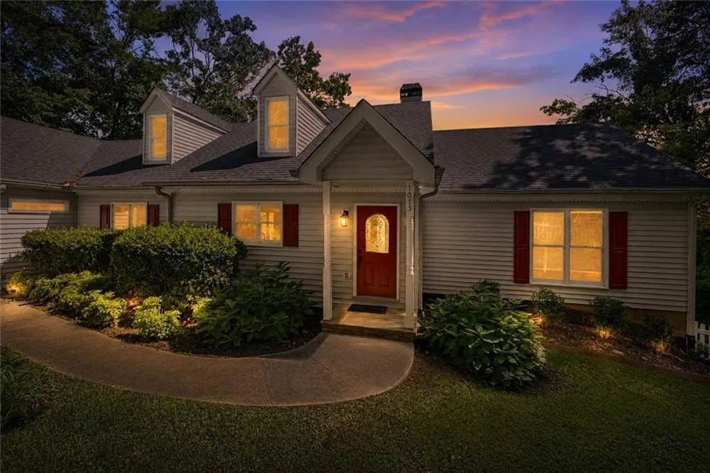 1015 Eagle Ridge Road Dawsonville, GA 30534