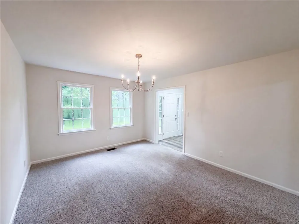 20 Woodland Way Stockbridge, GA 30281