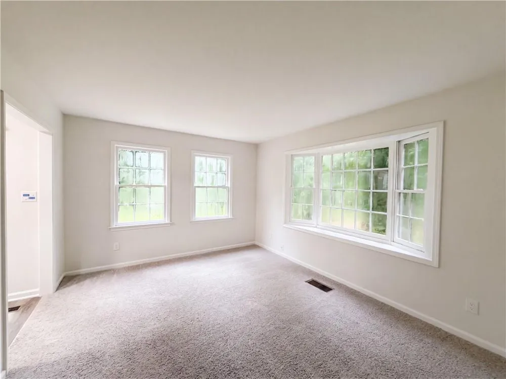 20 Woodland Way Stockbridge, GA 30281