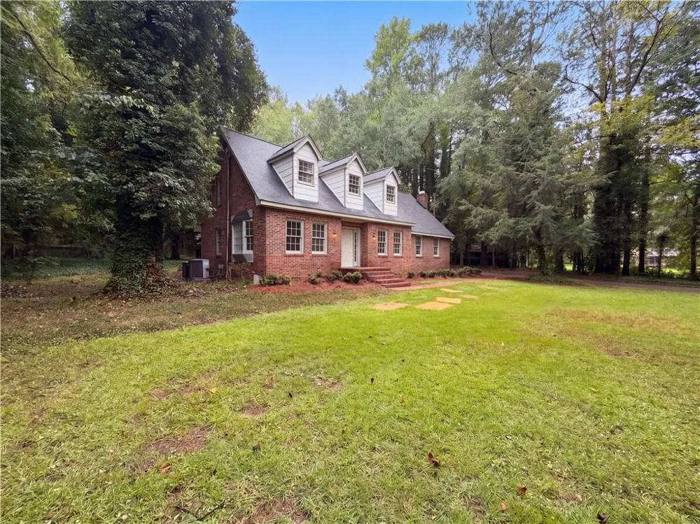 20 Woodland Way Stockbridge, GA 30281