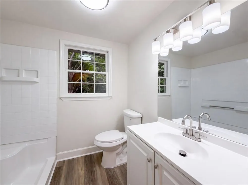 20 Woodland Way Stockbridge, GA 30281