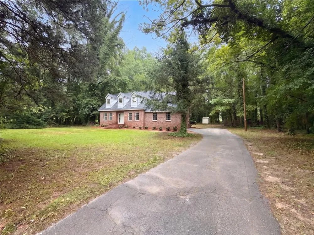 20 Woodland Way Stockbridge, GA 30281
