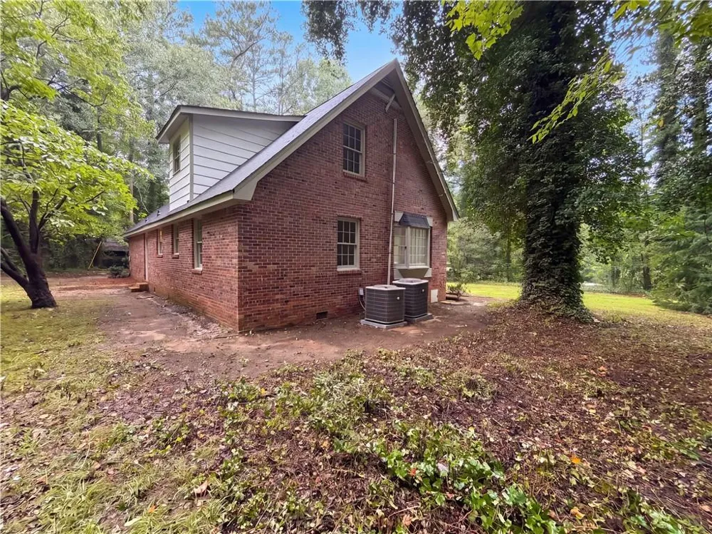 20 Woodland Way Stockbridge, GA 30281