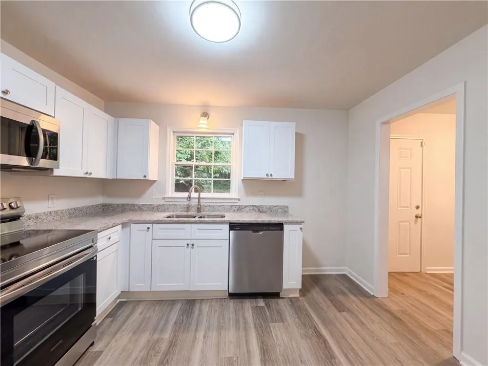 20 Woodland Way Stockbridge, GA 30281