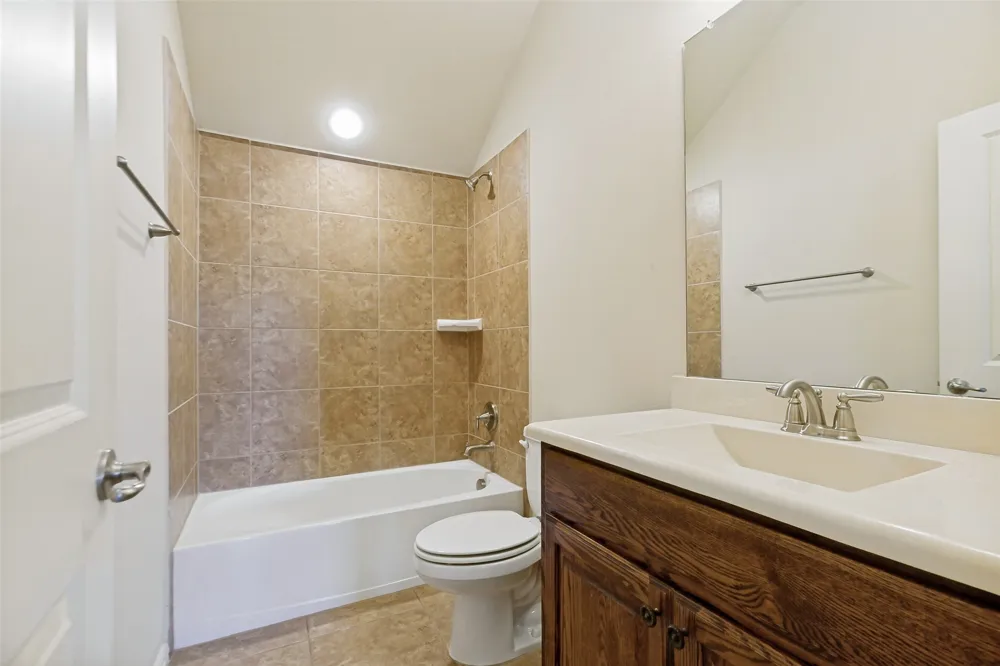 204 Whitewing Lane Murphy, TX 75094