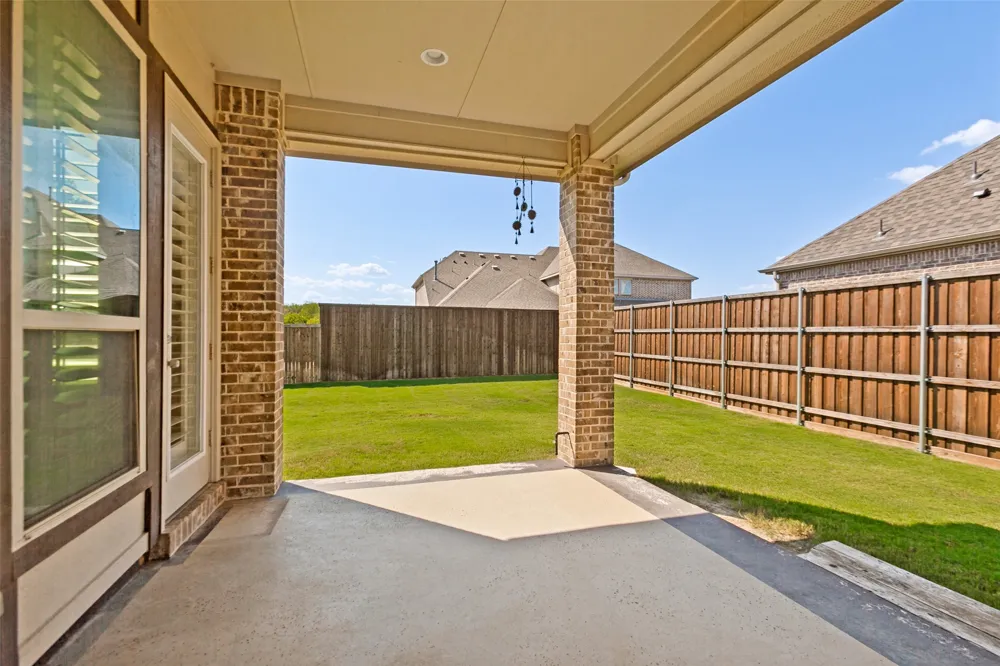 204 Whitewing Lane Murphy, TX 75094