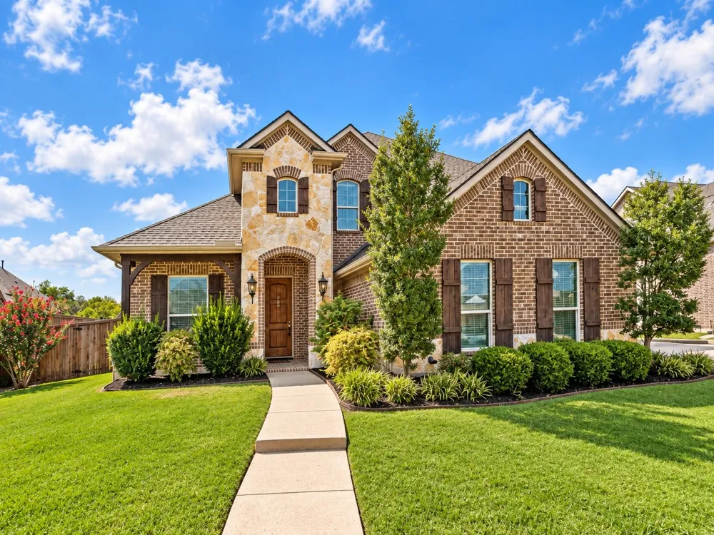 204 Whitewing Lane Murphy, TX 75094