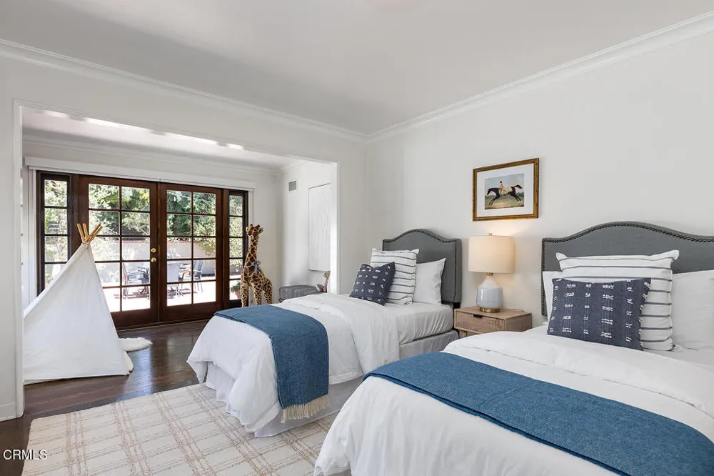 1893 Rose Villa Street Pasadena, CA 91107