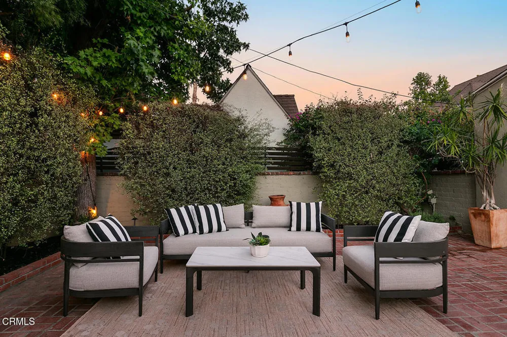 1893 Rose Villa Street Pasadena, CA 91107