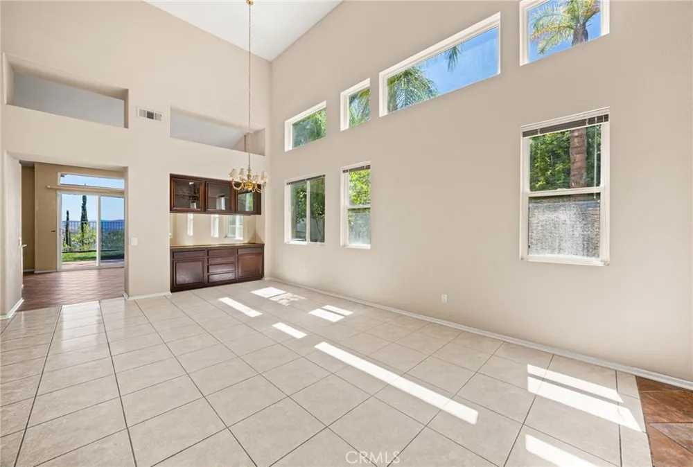 50 Villa Milano Lake Elsinore, CA 92532