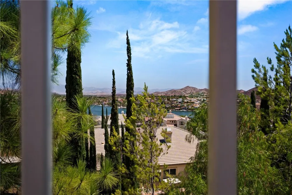 50 Villa Milano Lake Elsinore, CA 92532