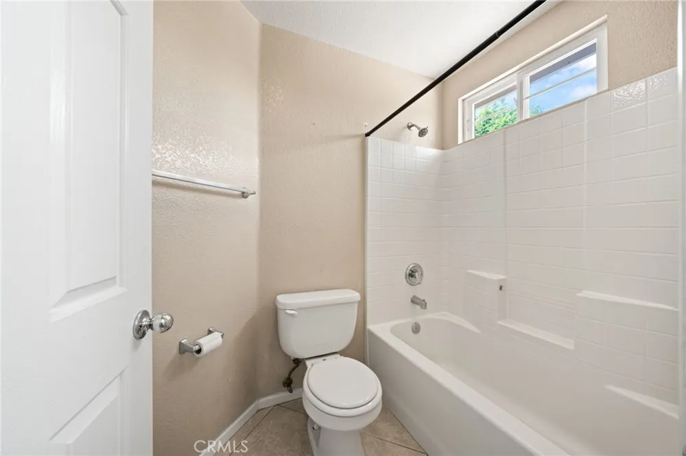 50 Villa Milano Lake Elsinore, CA 92532