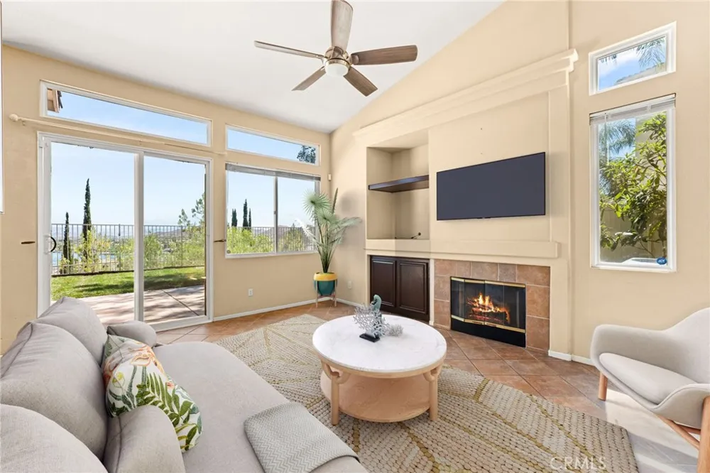 50 Villa Milano Lake Elsinore, CA 92532