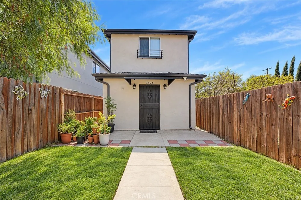 3524 Hunter Street Los Angeles, CA 90023