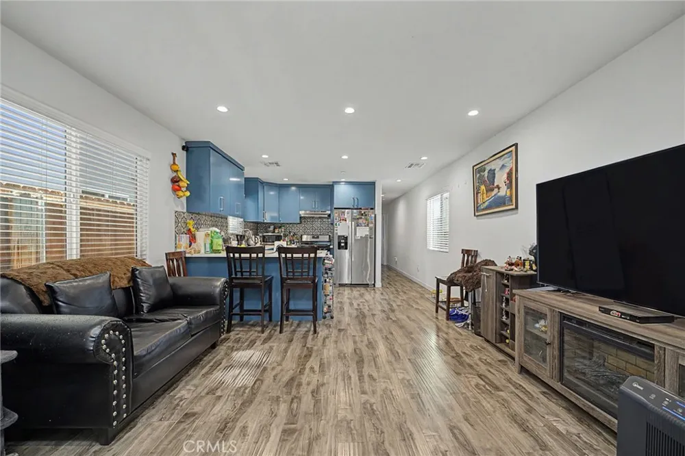 3524 Hunter Street Los Angeles, CA 90023