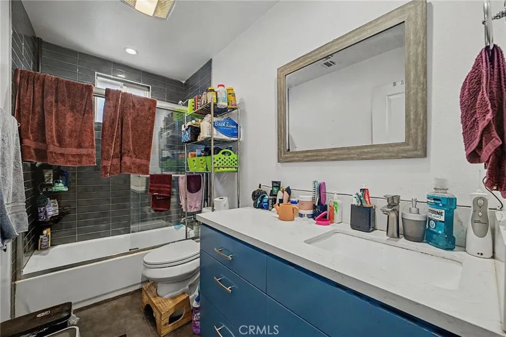 3524 Hunter Street Los Angeles, CA 90023
