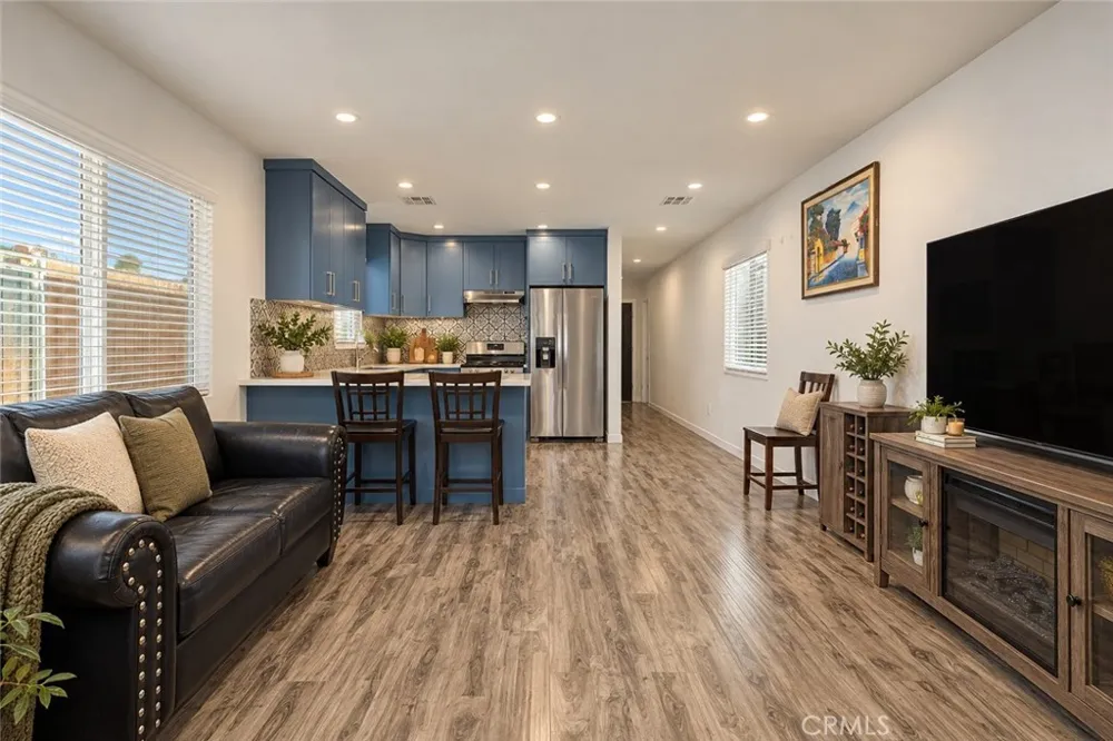 3524 Hunter Street Los Angeles, CA 90023