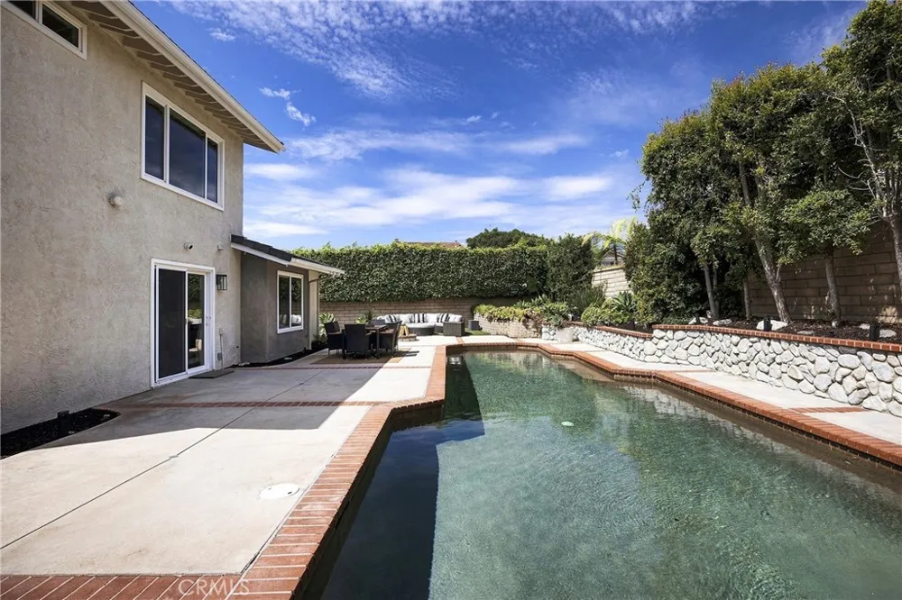 522 Calle Cuadra San Clemente, CA 92673