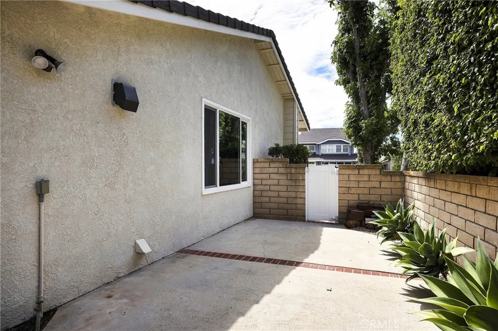 522 Calle Cuadra San Clemente, CA 92673
