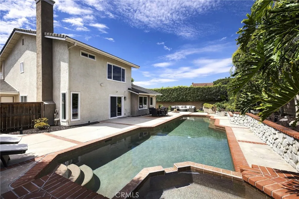 522 Calle Cuadra San Clemente, CA 92673