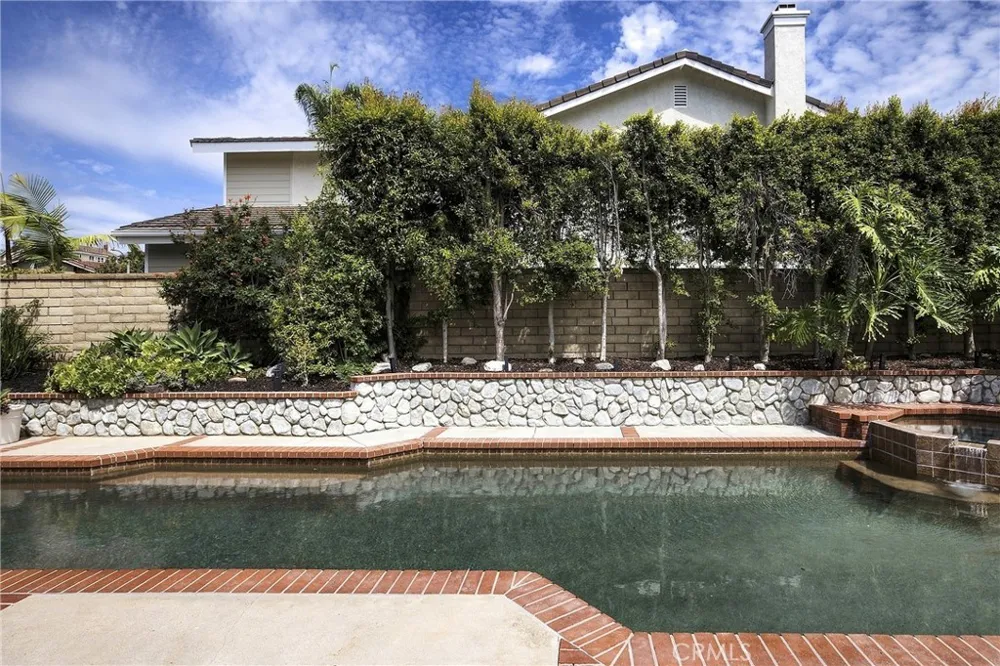 522 Calle Cuadra San Clemente, CA 92673