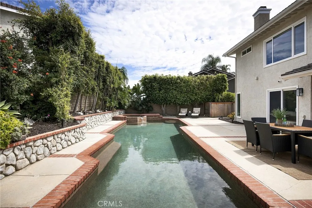522 Calle Cuadra San Clemente, CA 92673