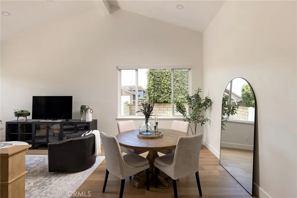 522 Calle Cuadra San Clemente, CA 92673