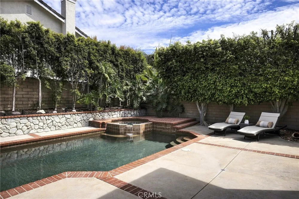 522 Calle Cuadra San Clemente, CA 92673