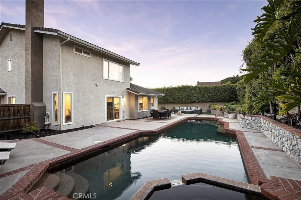 522 Calle Cuadra San Clemente, CA 92673