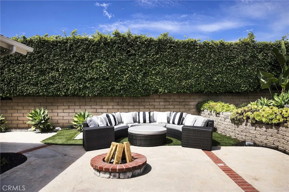522 Calle Cuadra San Clemente, CA 92673