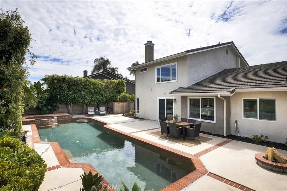522 Calle Cuadra San Clemente, CA 92673