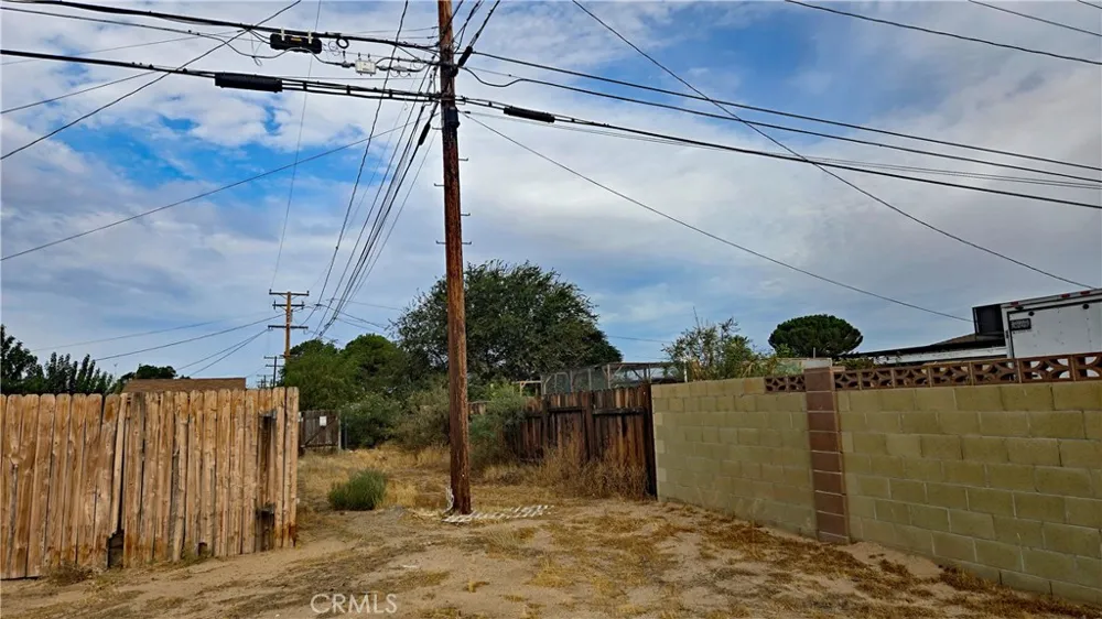 Tamarisk Ave Boron, CA 93516
